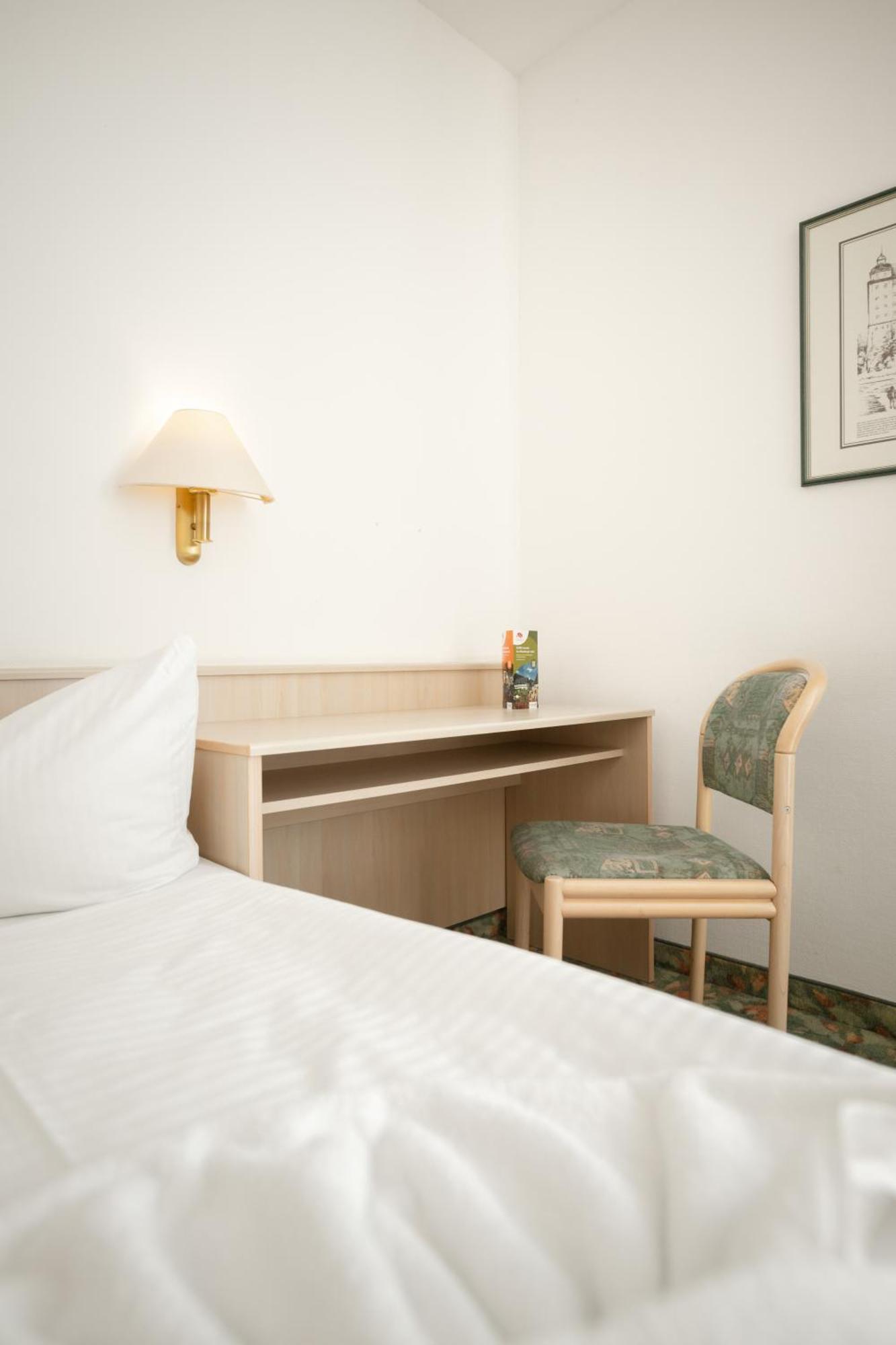 Hotel Astor Altenburg Esterno foto