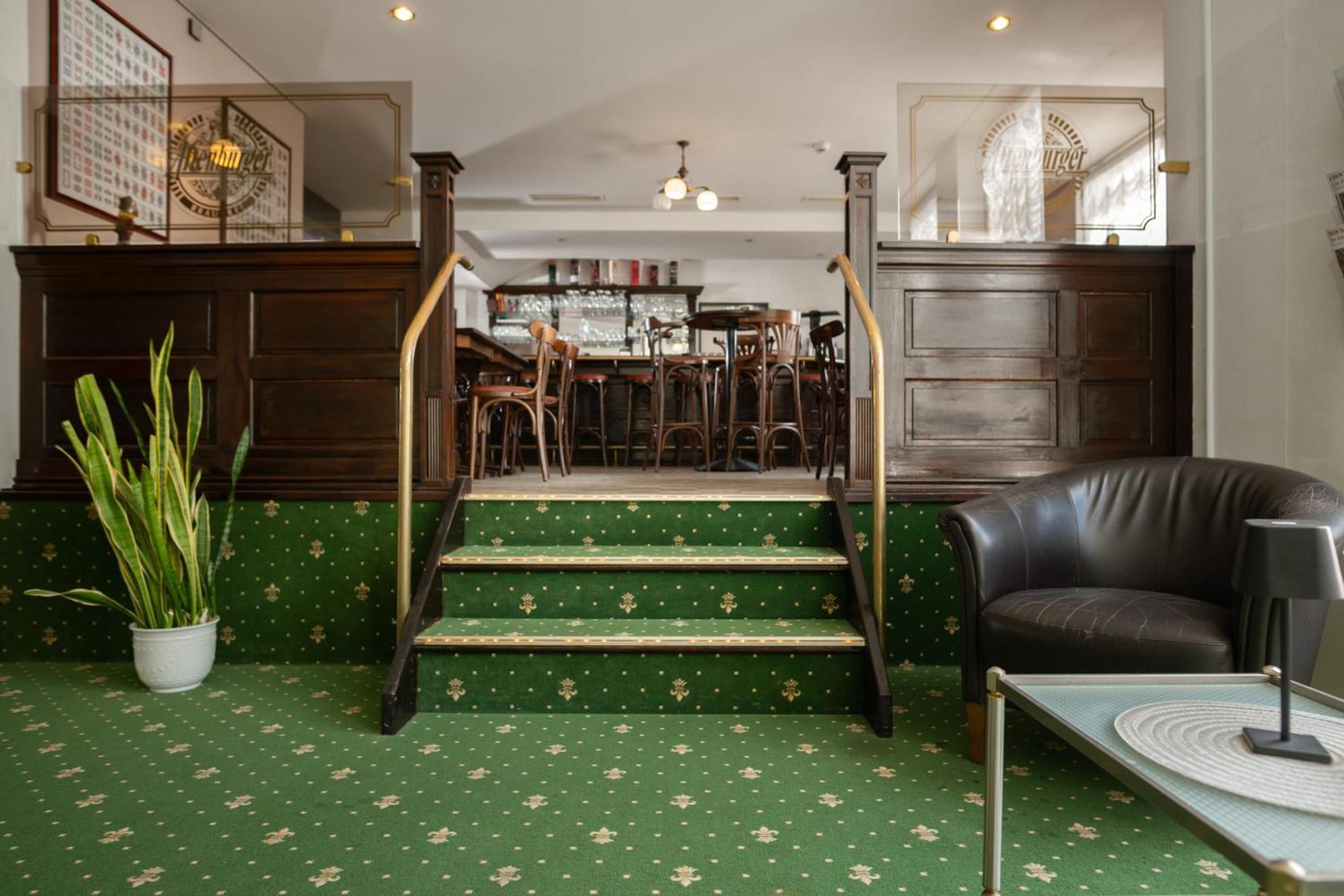 Hotel Astor Altenburg Esterno foto